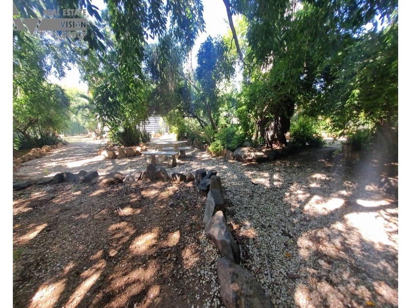 20 Mackenzie St, Blackwater QLD 4717