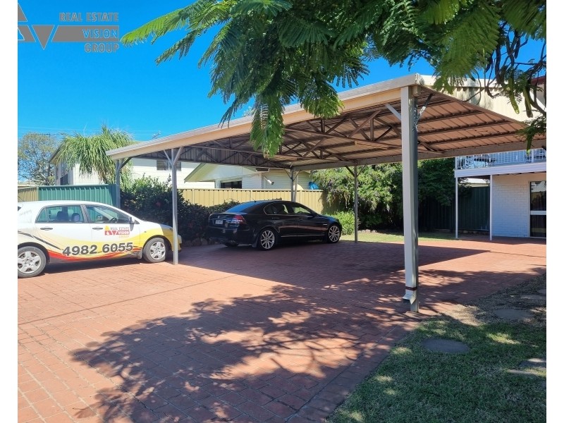 20 Mackenzie St, Blackwater QLD 4717