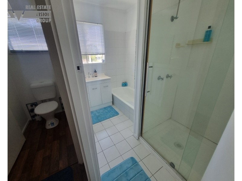 20 Mackenzie St, Blackwater QLD 4717