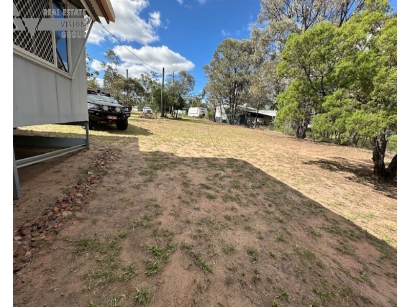 1 Golden Willow Dr, Willows QLD 4702