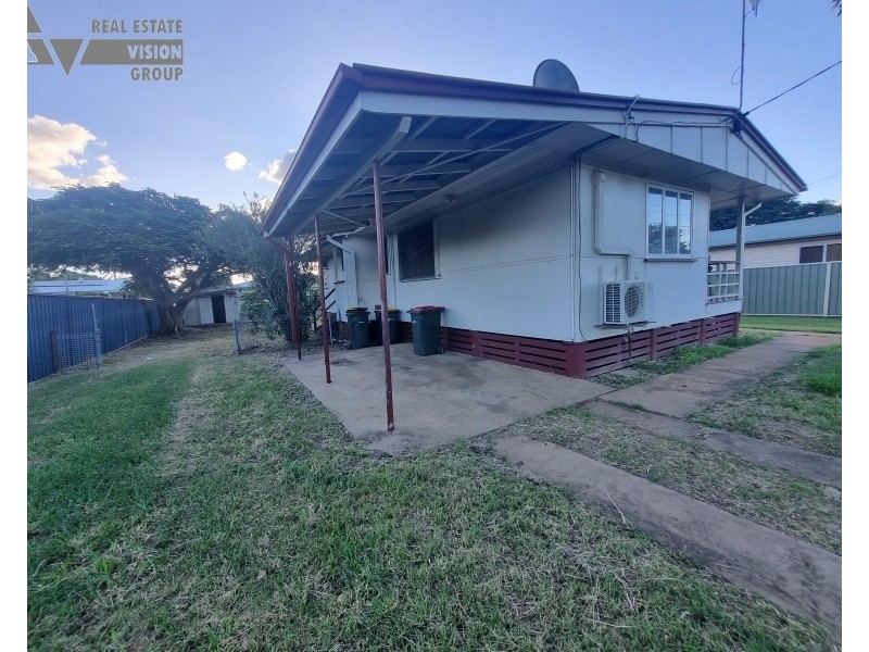 24 Sandalwood St, Blackwater QLD 4717