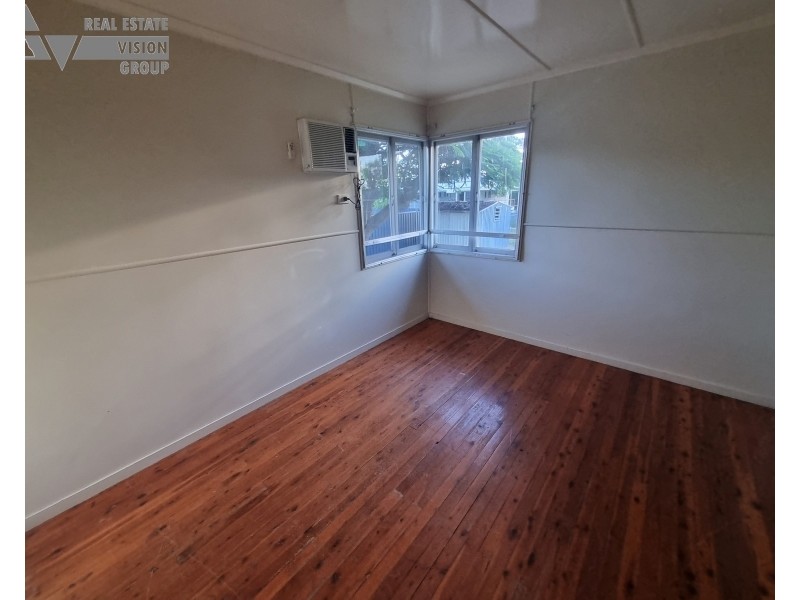 24 Sandalwood St, Blackwater QLD 4717