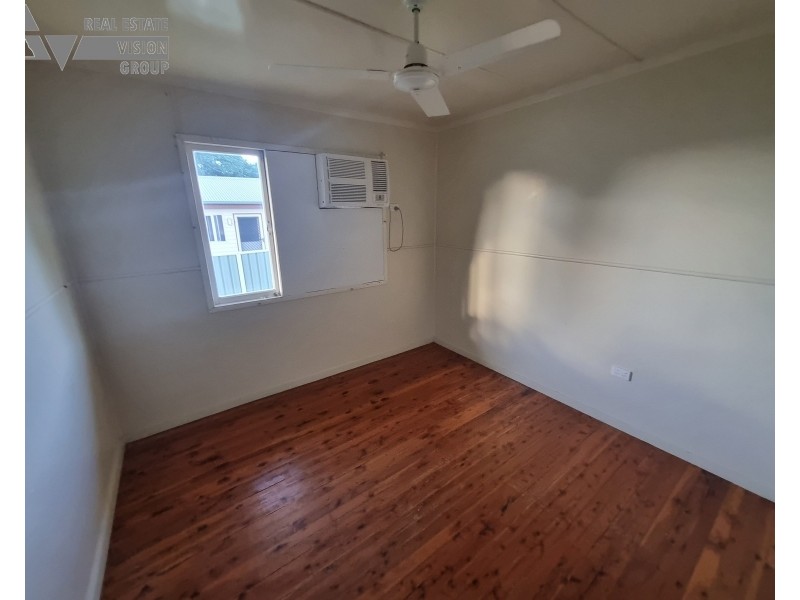 24 Sandalwood St, Blackwater QLD 4717