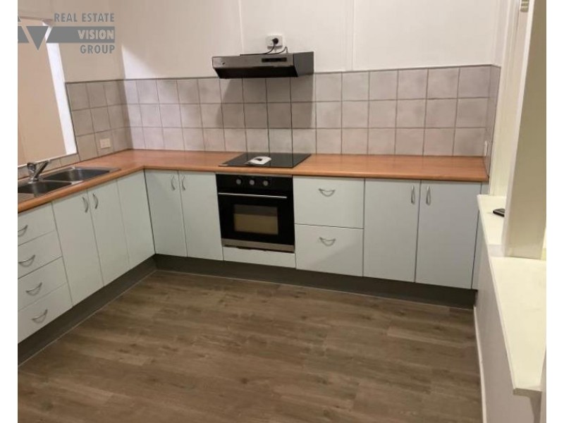 22 Church Street, Bluff QLD 4702