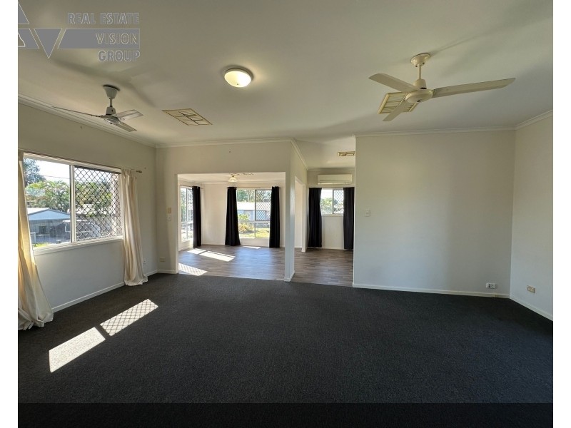 31 Barry St, Emerald QLD 4720