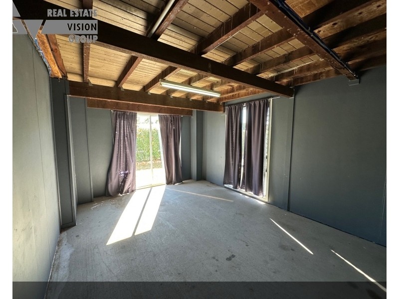 31 Barry St, Emerald QLD 4720