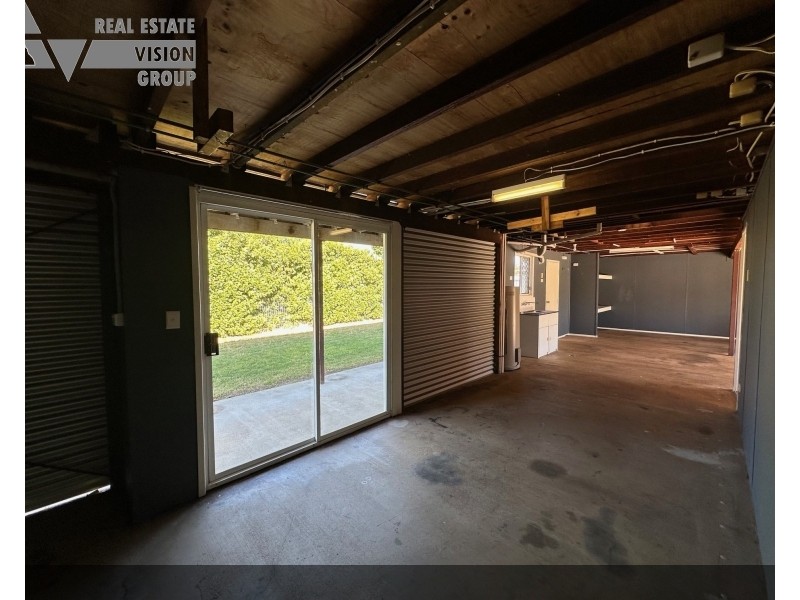 31 Barry St, Emerald QLD 4720