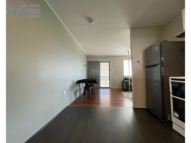 1 & 2/1 Umbrella St, Blackwater QLD 4717