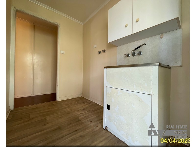 41 Fay St, Blackwater QLD 4717