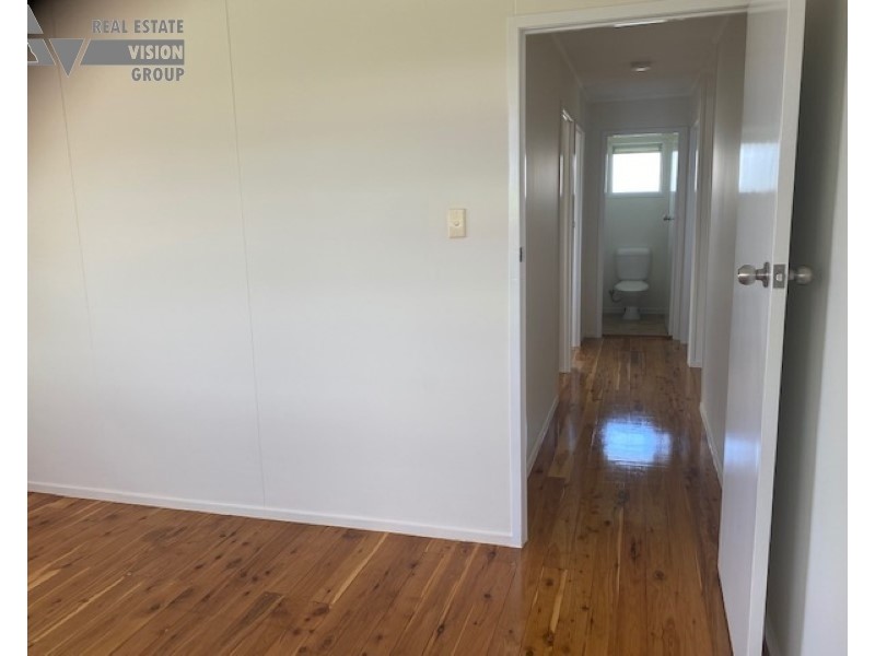 12 Box St, Blackwater QLD 4717