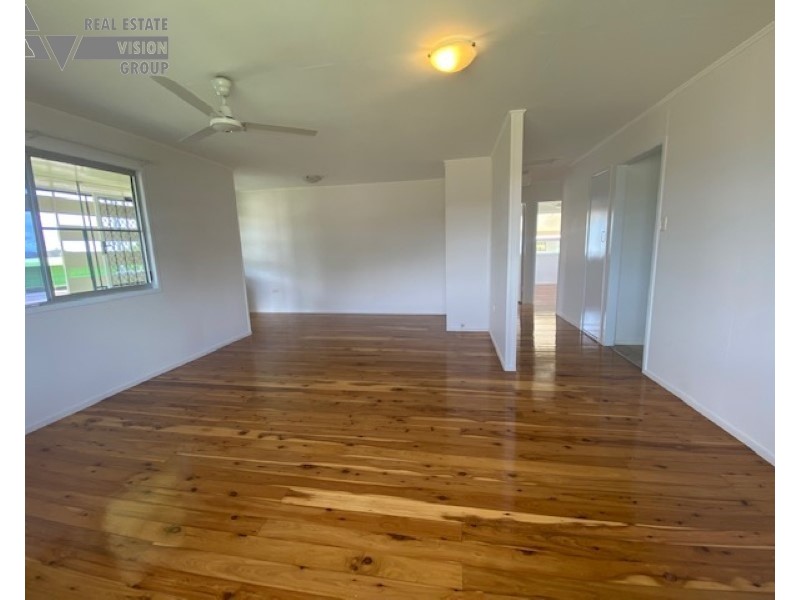 12 Box St, Blackwater QLD 4717