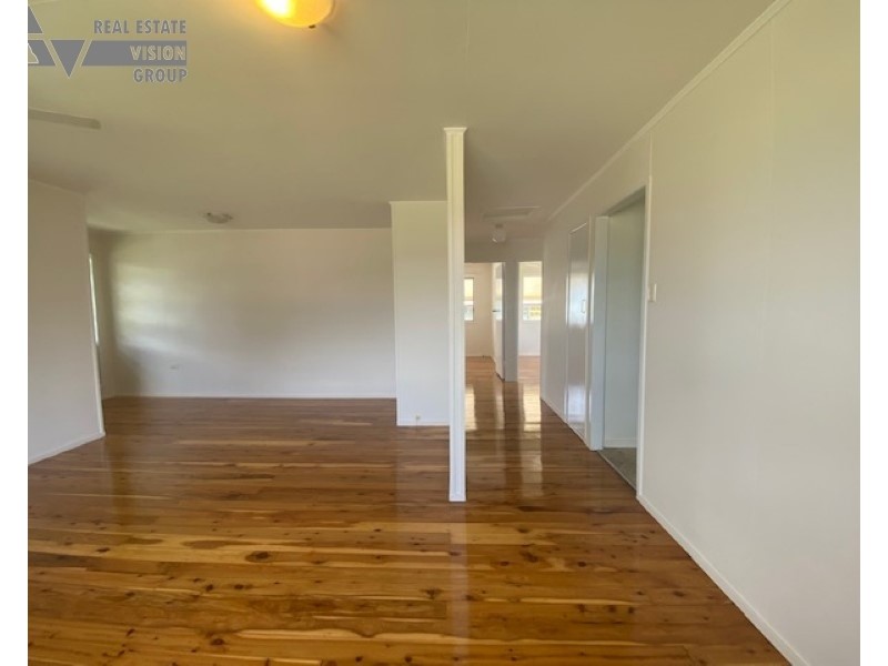 12 Box St, Blackwater QLD 4717