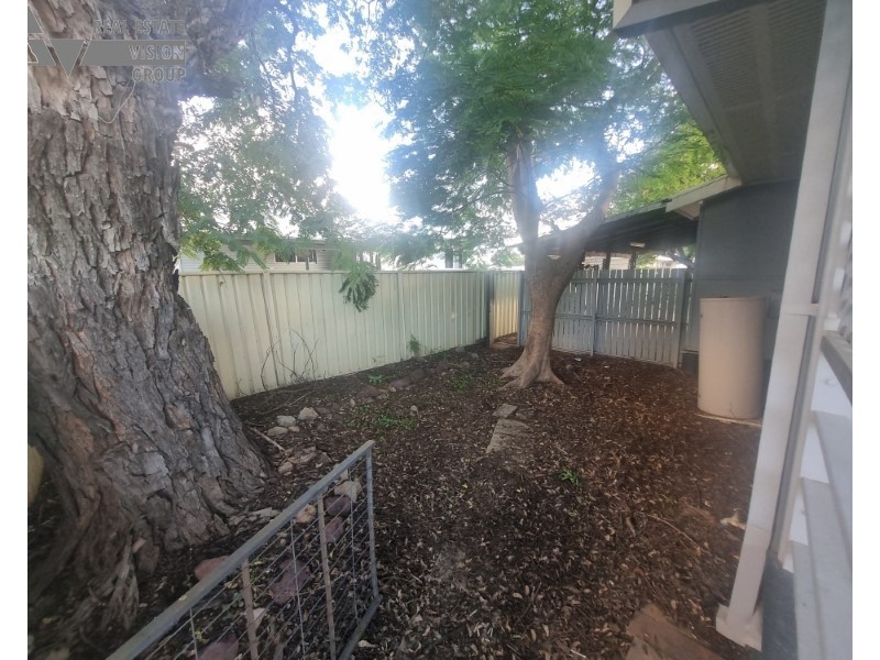 2A Bauhinia St, Blackwater QLD 4717