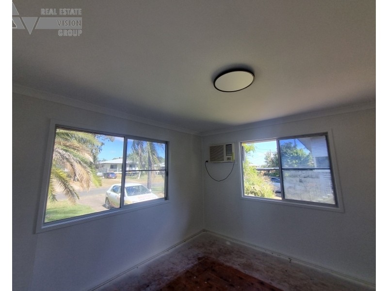 51 Bendee Cres, Blackwater QLD 4717