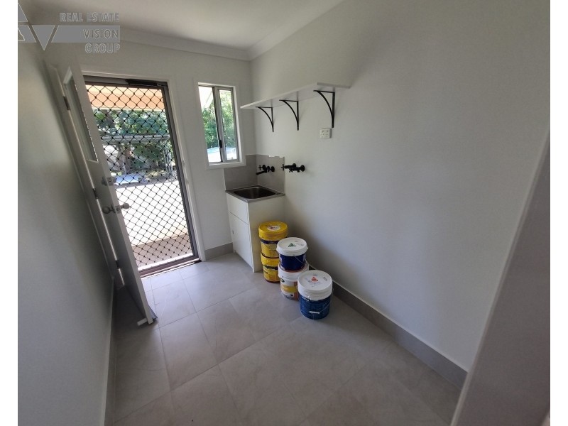 51 Bendee Cres, Blackwater QLD 4717