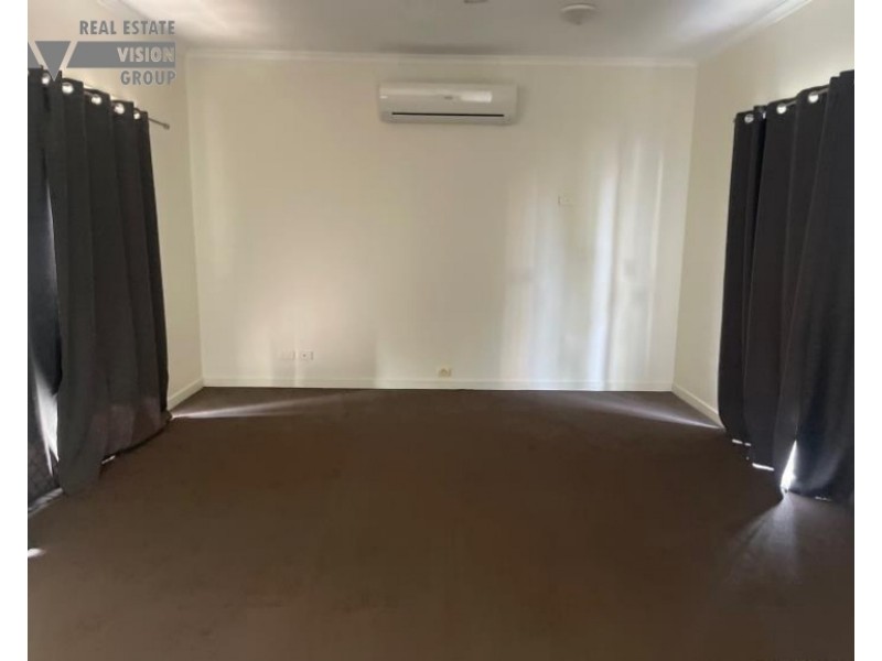 41 Macdonald Cres, Blackwater QLD 4717