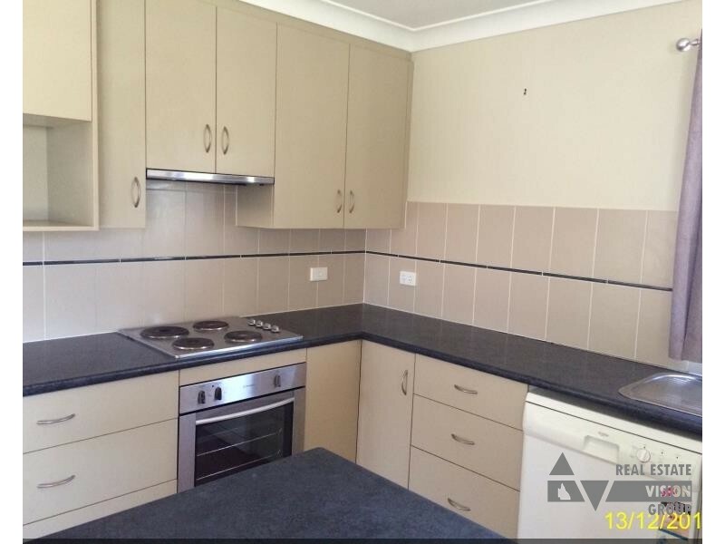 17 Cork St, Blackwater QLD 4717