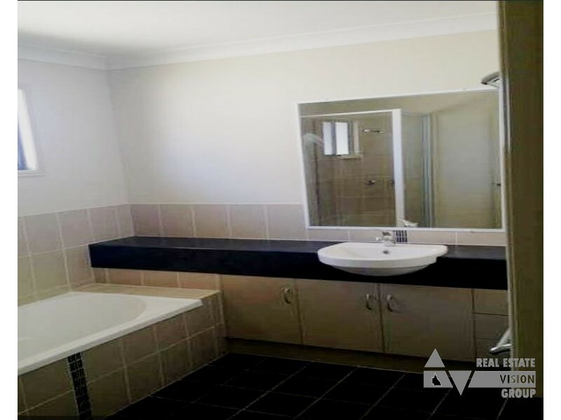 17 Cork St, Blackwater QLD 4717