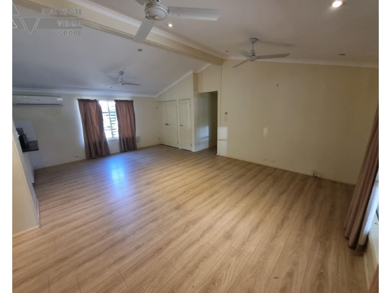 48 Hibiscus Cres, Blackwater QLD 4717