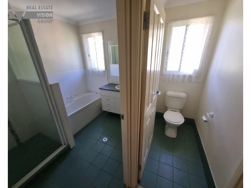 48 Hibiscus Cres, Blackwater QLD 4717