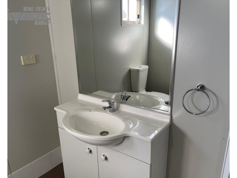 14 Hunter Street, Blackwater QLD 4717