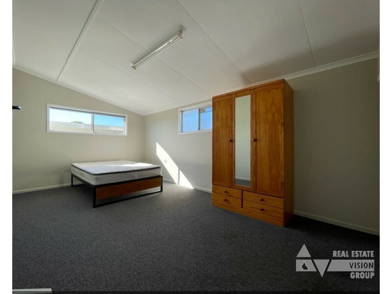 1/1 Umbrella Street, Blackwater QLD 4717