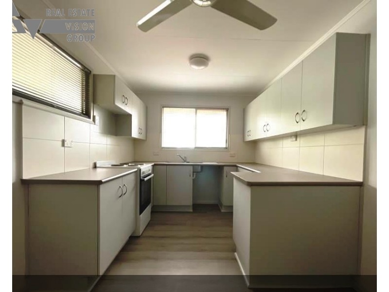 19 Boonery St, Blackwater QLD 4717