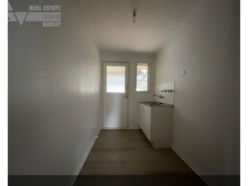 19 Boonery St, Blackwater QLD 4717