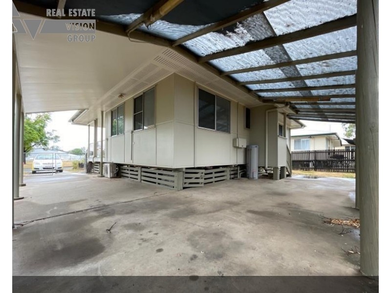 19 Boonery St, Blackwater QLD 4717