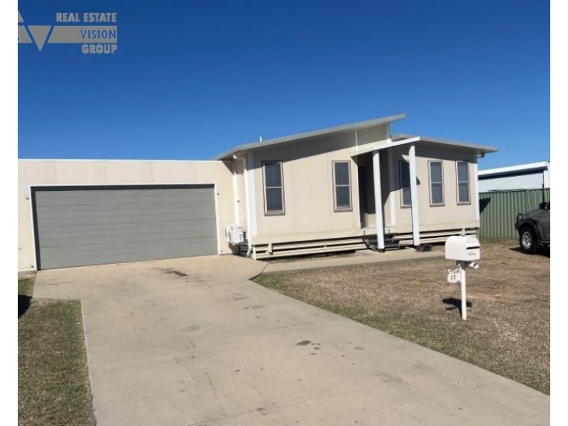 12 Summer Red Ct, Blackwater QLD 4717