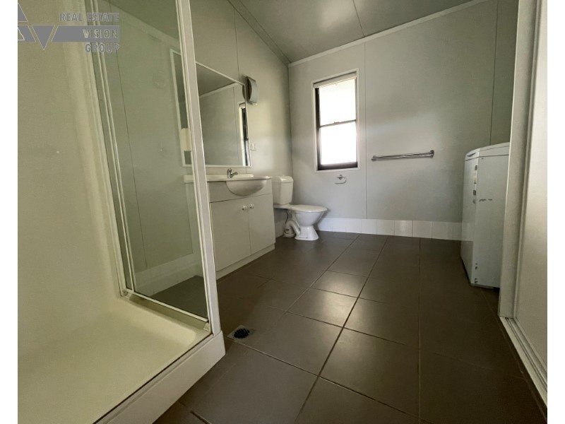 12 Summer Red Ct, Blackwater QLD 4717