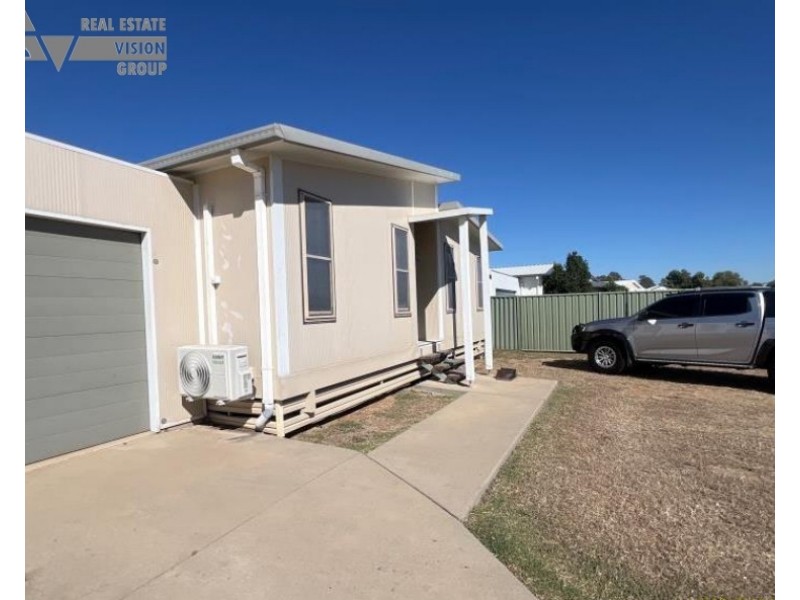 12 Summer Red Ct, Blackwater QLD 4717