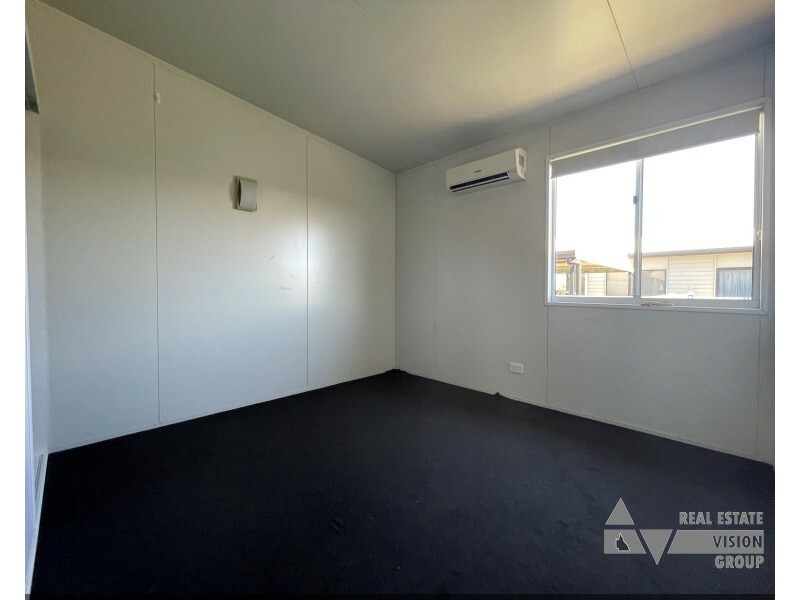 12 Hunter St, Blackwater QLD 4717