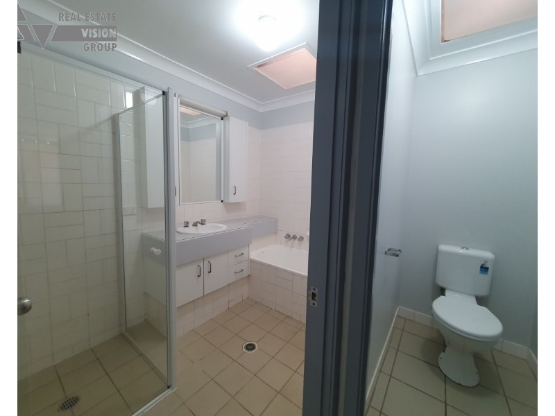 20 Jacqueline Dr, Emerald QLD 4720