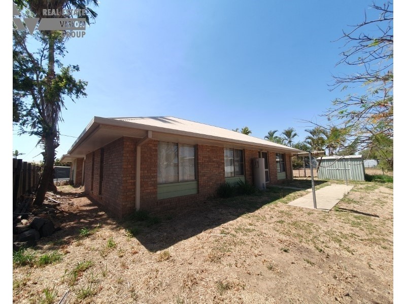 20 Jacqueline Dr, Emerald QLD 4720