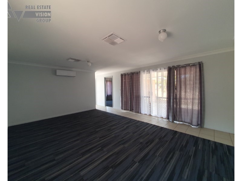 20 Jacqueline Dr, Emerald QLD 4720