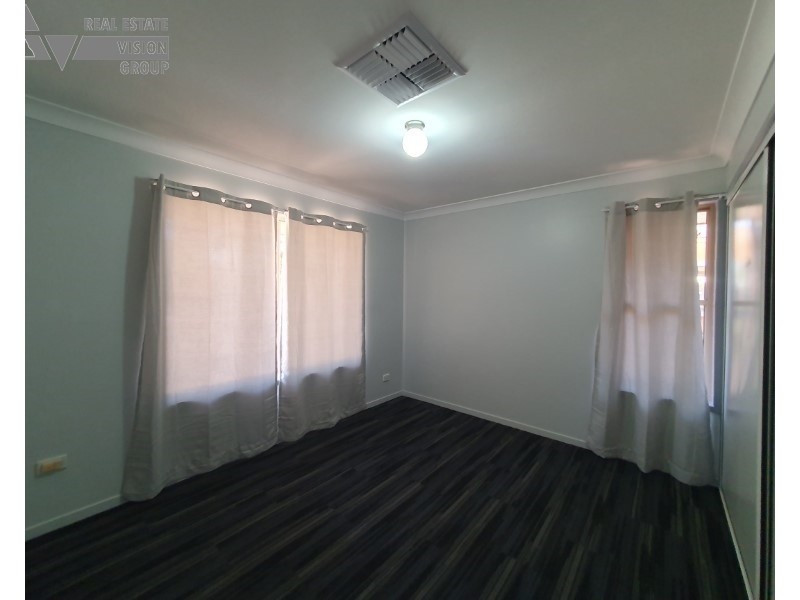 20 Jacqueline Dr, Emerald QLD 4720