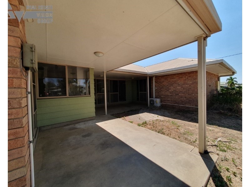 20 Jacqueline Dr, Emerald QLD 4720