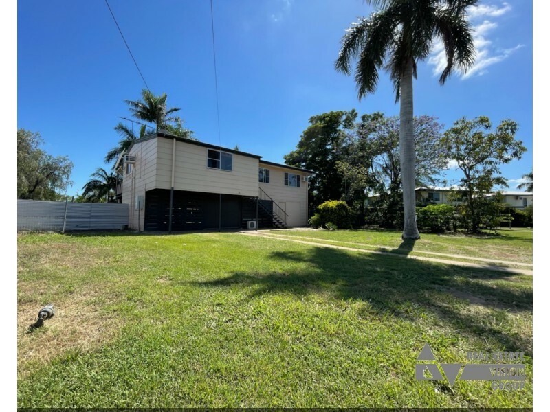 32 Bremner St, Blackwater QLD 4717