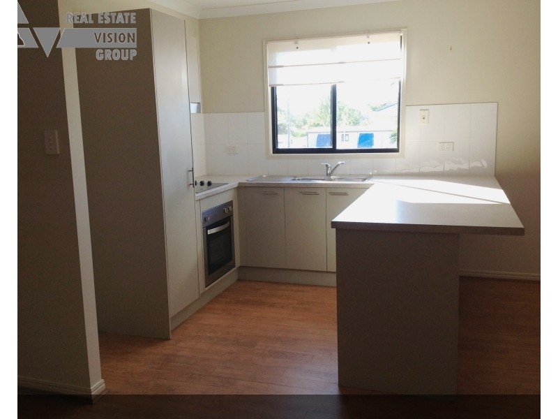4 North St, Bluff QLD 4702