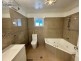 9 Hospital Rd, Emerald QLD 4720