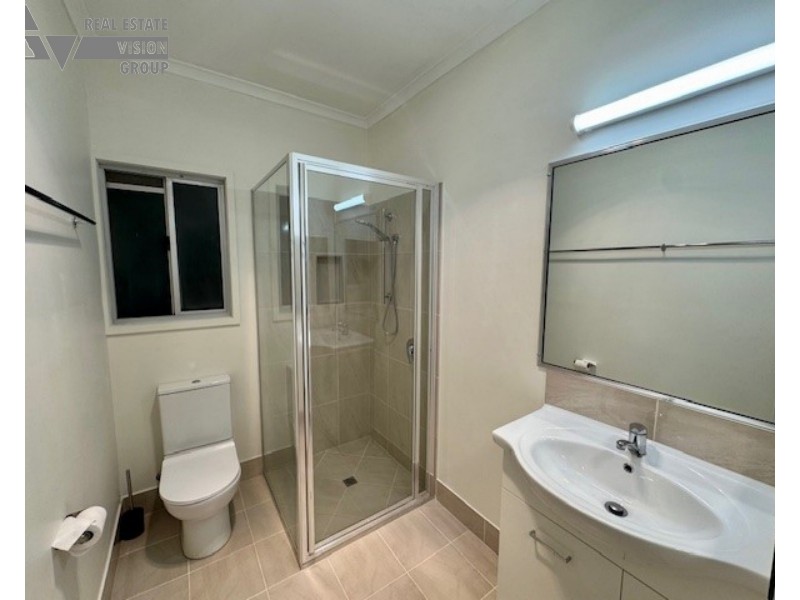 9 Hospital Rd, Emerald QLD 4720