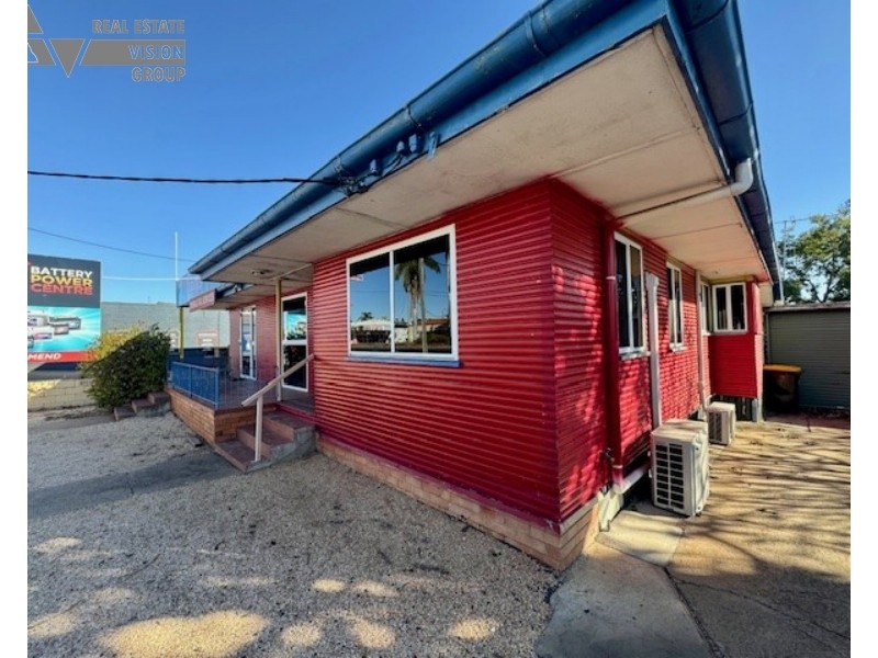 9 Hospital Rd, Emerald QLD 4720