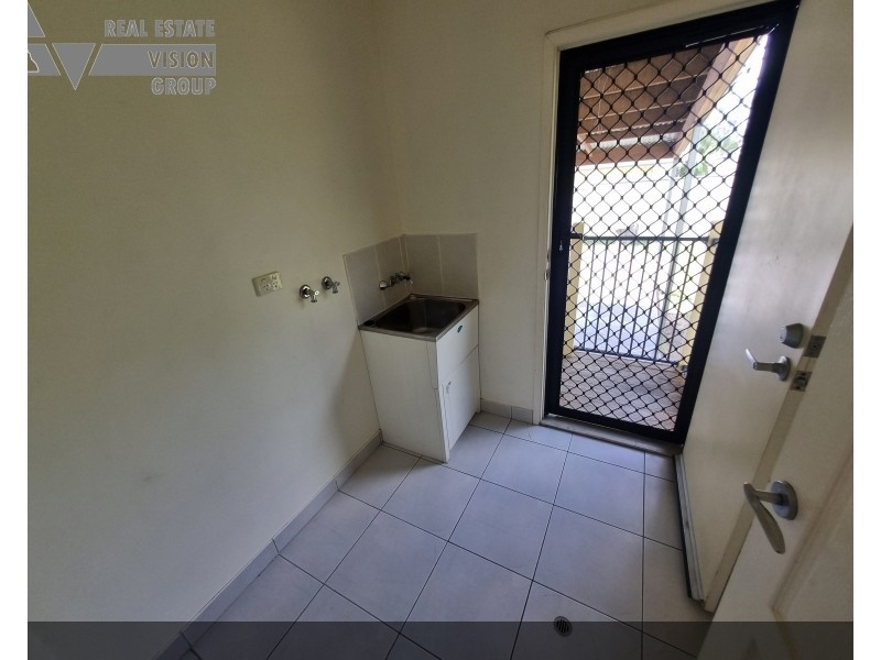 3 Oliffe St, Blackwater QLD 4717