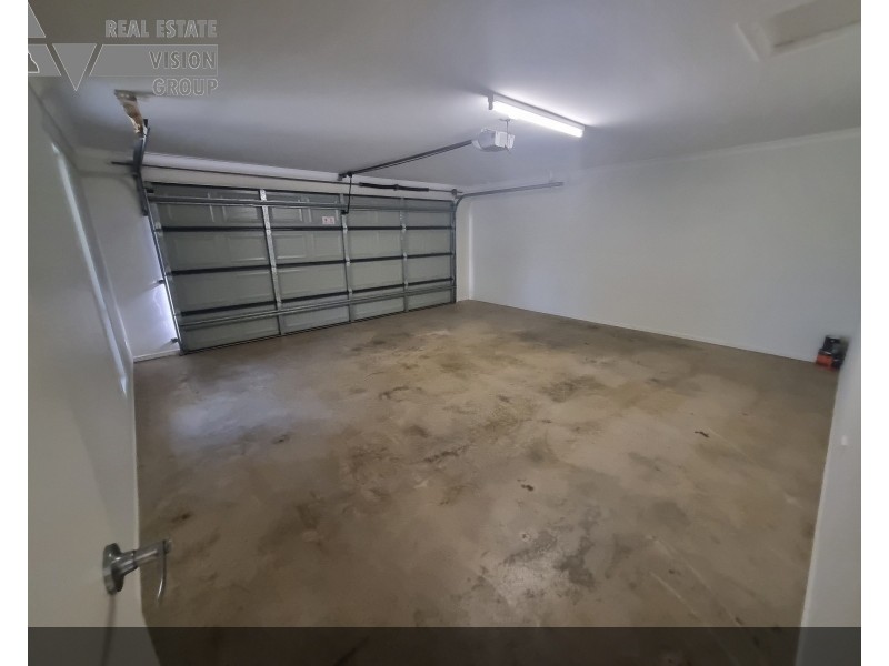 Unit 2/10 Main St, Bluff QLD 4702