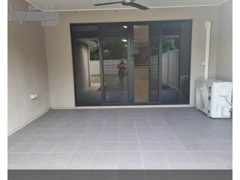 Unit 2/10 Main St, Bluff QLD 4702