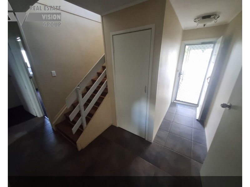 10 Bremner St, Blackwater QLD 4717