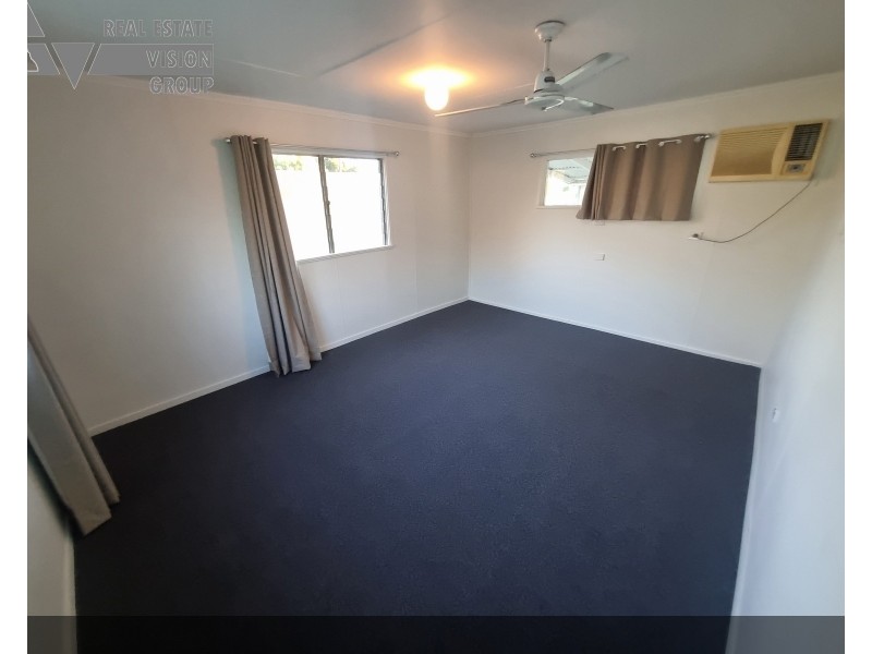 10 Bremner St, Blackwater QLD 4717