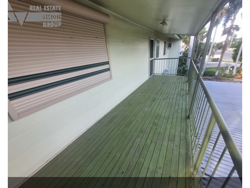 10 Bremner St, Blackwater QLD 4717