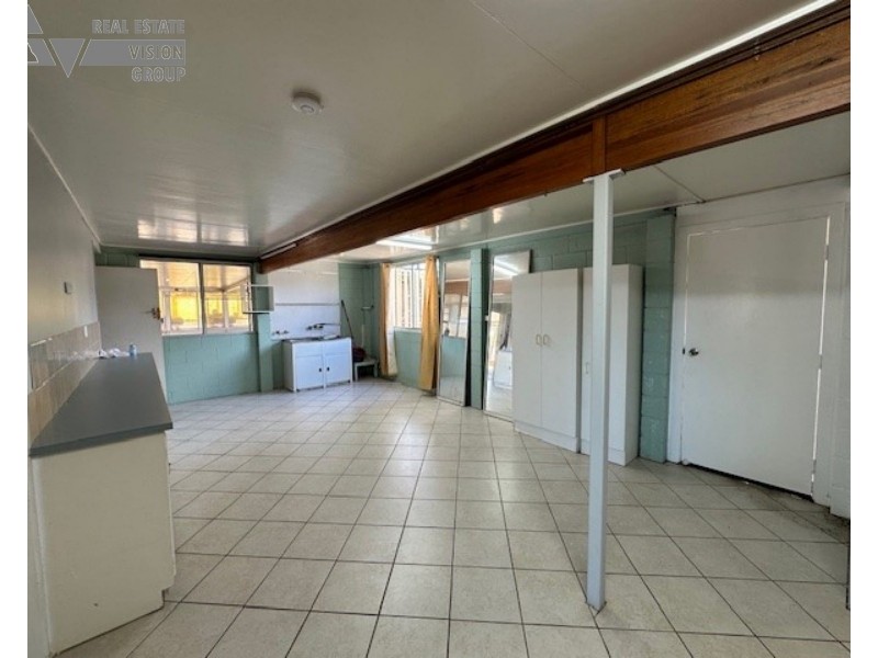 126 Caringal Rd, Emerald QLD 4720